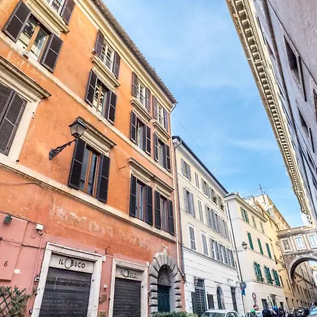 Casa Iside Rome